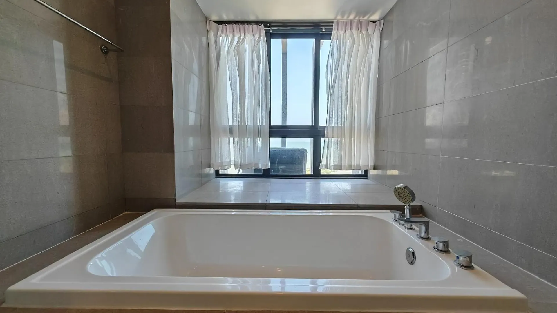 Mykey Imperio B-23-32 Melaka City